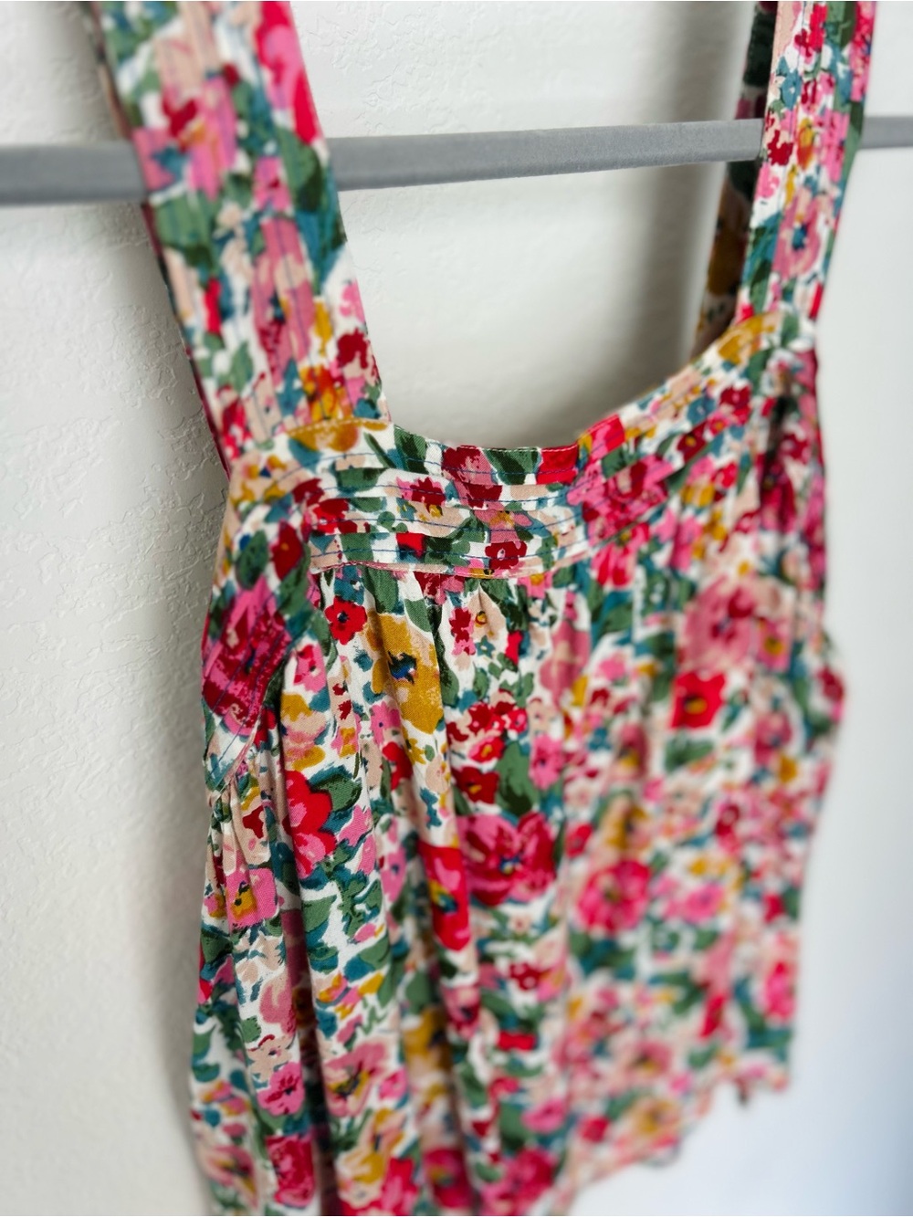 NATURAL LIFE Cropped Floral Tank